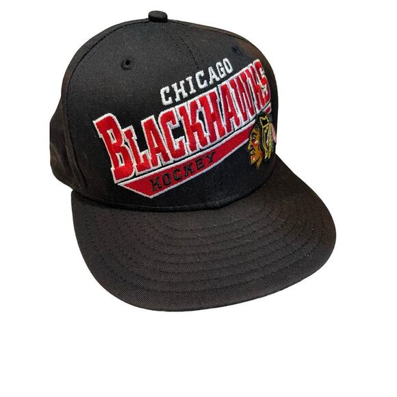Chicago Blackhawks Hockey Hat Adjustable Hat Cap Black (see description) - Picture 2 of 5
